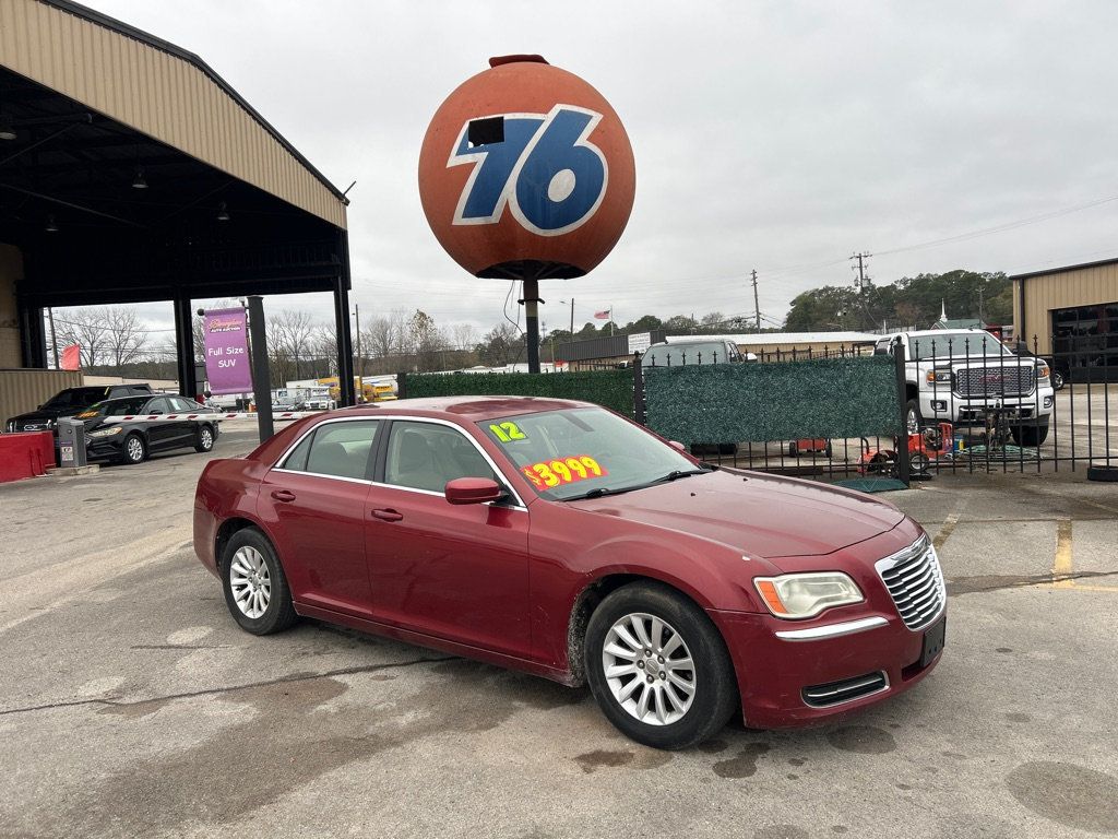 2012 Chrysler 300 4dr Sedan V6 RWD - 22954298 | Video 1
