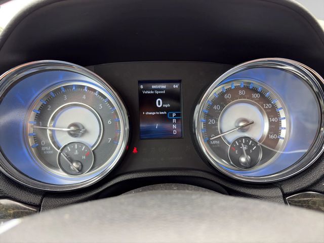 2012 Chrysler 300 4dr Sedan V8 300C AWD - 23003923 - 9