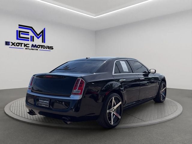 2012 Chrysler 300 4dr Sedan V8 300C Luxury Series RWD - 23020854 - 4