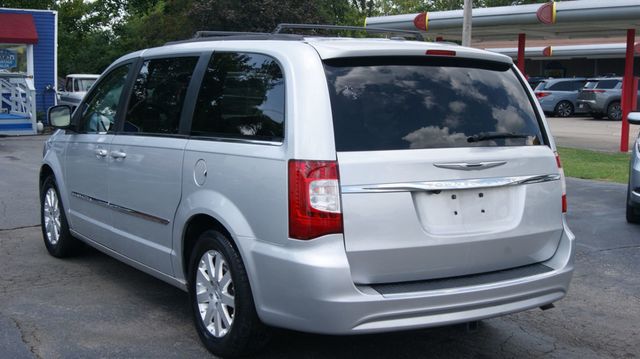 2012 Chrysler Town & Country 3 MONTH WARRANTY , JUST SERVICED , VERY CLEAN INSIDE AND OUT  - 23069418 - 9