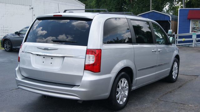 2012 Chrysler Town & Country 3 MONTH WARRANTY , JUST SERVICED , VERY CLEAN INSIDE AND OUT  - 23069418 - 11