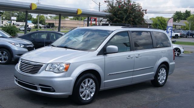 2012 Chrysler Town & Country 3 MONTH WARRANTY , JUST SERVICED , VERY CLEAN INSIDE AND OUT  - 23069418 - 1