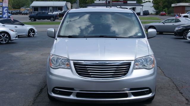 2012 Chrysler Town & Country 3 MONTH WARRANTY , JUST SERVICED , VERY CLEAN INSIDE AND OUT  - 23069418 - 6