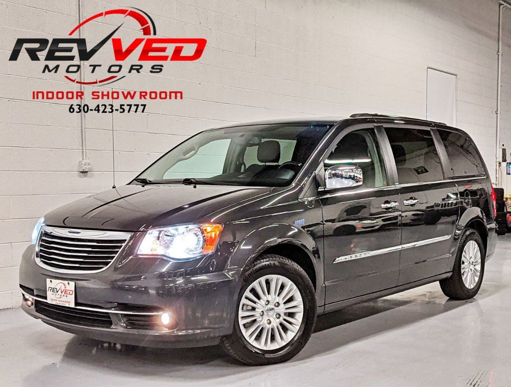 2012 Chrysler Town & Country 4dr Wagon Limited - 22344261 - 0