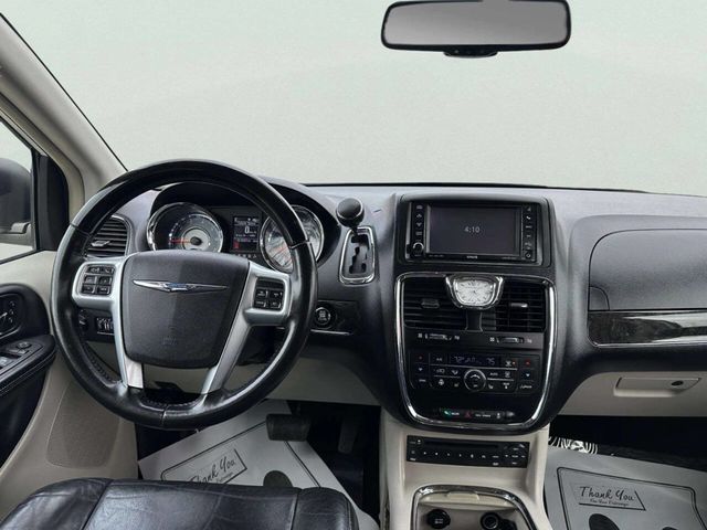 2012 Chrysler Town & Country 4dr Wagon Limited - 23008653 - 16