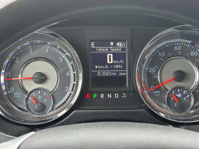 2012 Chrysler Town & Country 4dr Wagon Limited - 23008653 - 25