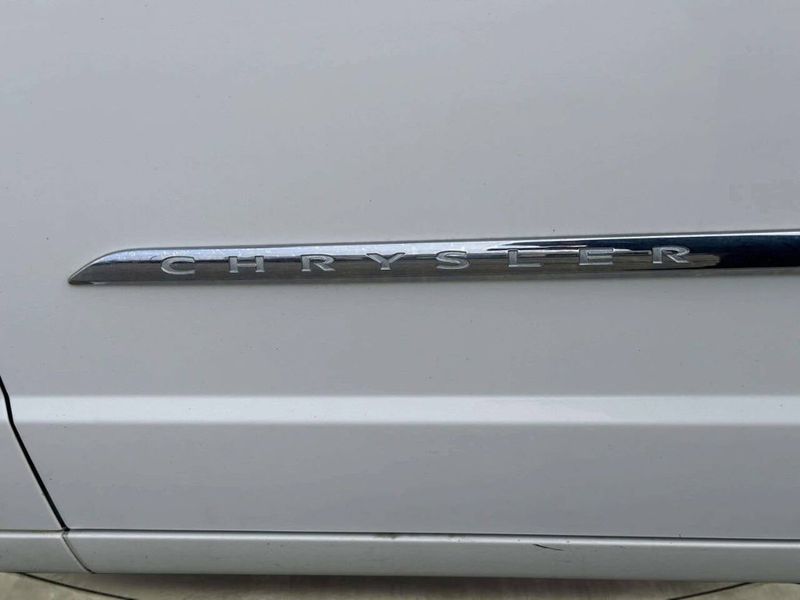 2012 Chrysler Town & Country 4dr Wagon Limited - 23008653 - 33