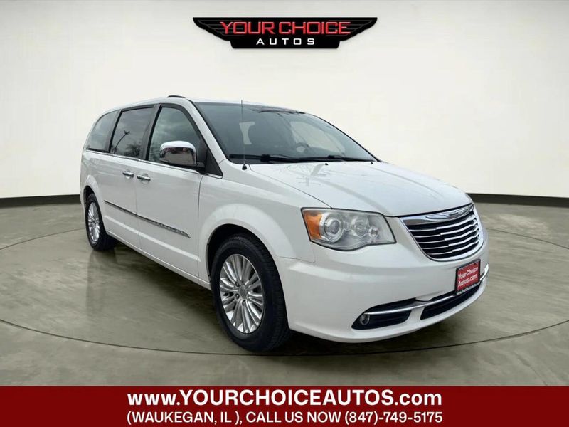 2012 Chrysler Town & Country 4dr Wagon Limited - 23008653 - 6