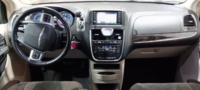 2012 Chrysler Town & Country 4dr Wagon Touring - 22947616 - 3