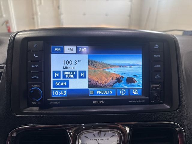 2012 Chrysler Town & Country 4dr Wagon Touring-L - 22984590 - 15