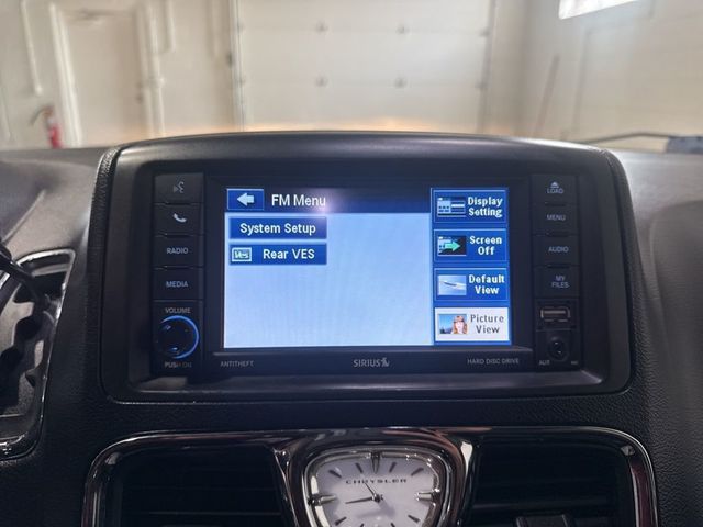 2012 Chrysler Town & Country 4dr Wagon Touring-L - 22984590 - 16