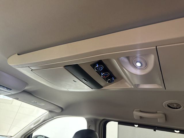 2012 Chrysler Town & Country 4dr Wagon Touring-L - 22984590 - 32