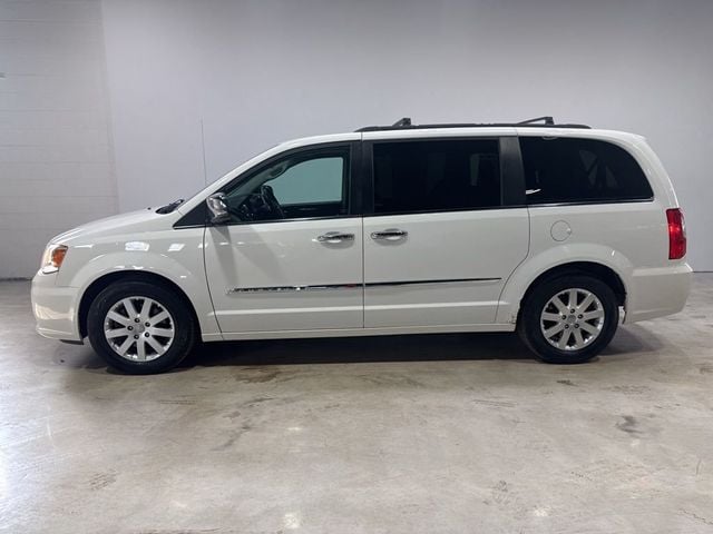 2012 Chrysler Town & Country 4dr Wagon Touring-L - 22984590 - 3