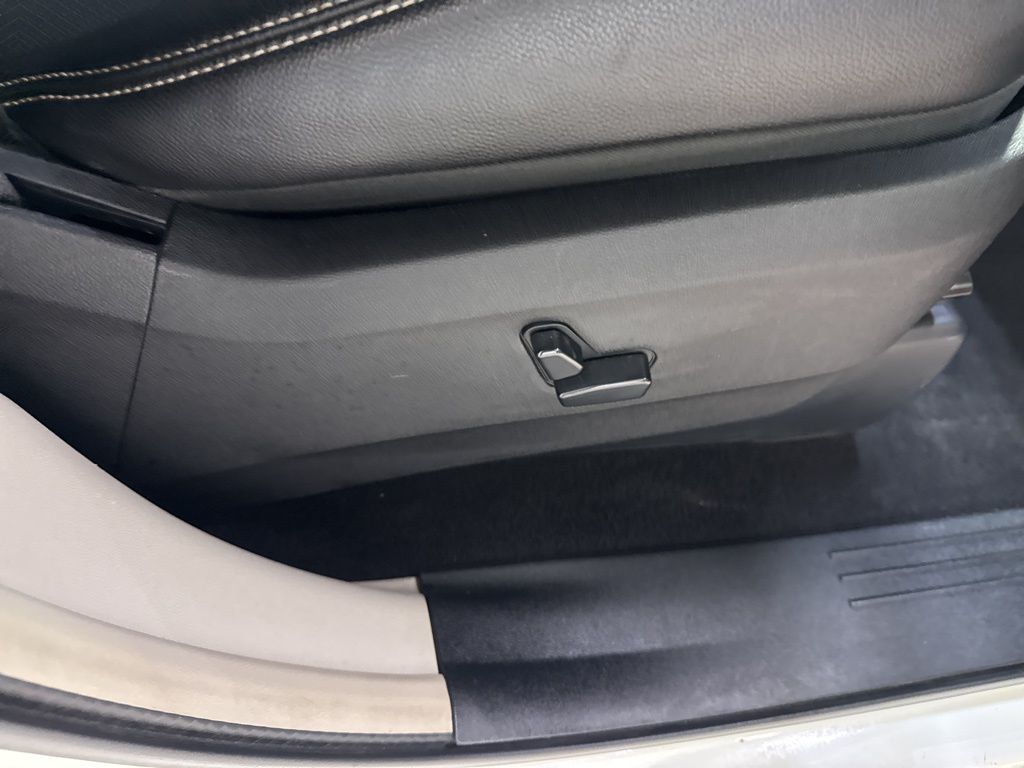 2012 Chrysler Town & Country 4dr Wagon Touring-L - 22984590 - 45