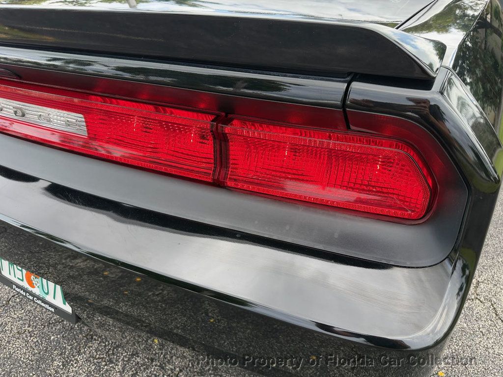 2012 Dodge Challenger R/T Coupe Hemi 5.7L 6-Speed Manual - 23099564 - 25
