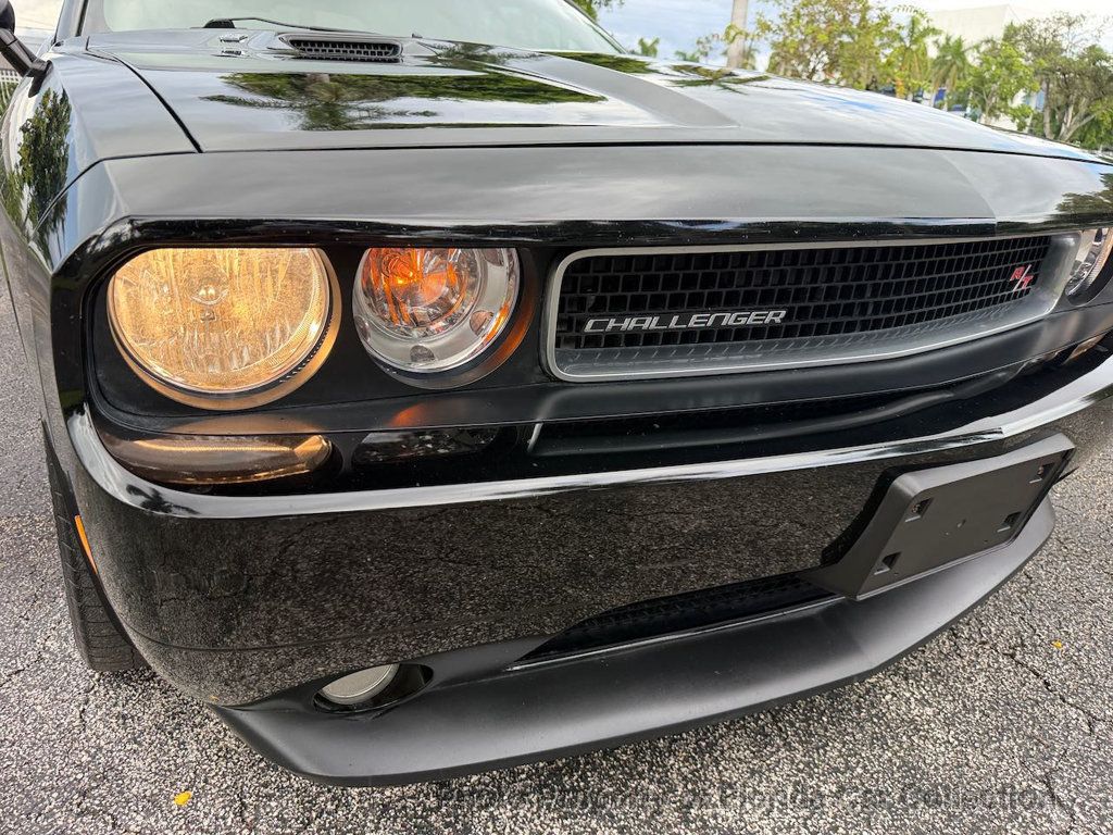 2012 Dodge Challenger R/T Coupe Hemi 5.7L 6-Speed Manual - 23099564 - 26