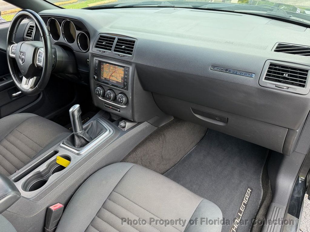 2012 Dodge Challenger R/T Coupe Hemi 5.7L 6-Speed Manual - 23099564 - 33