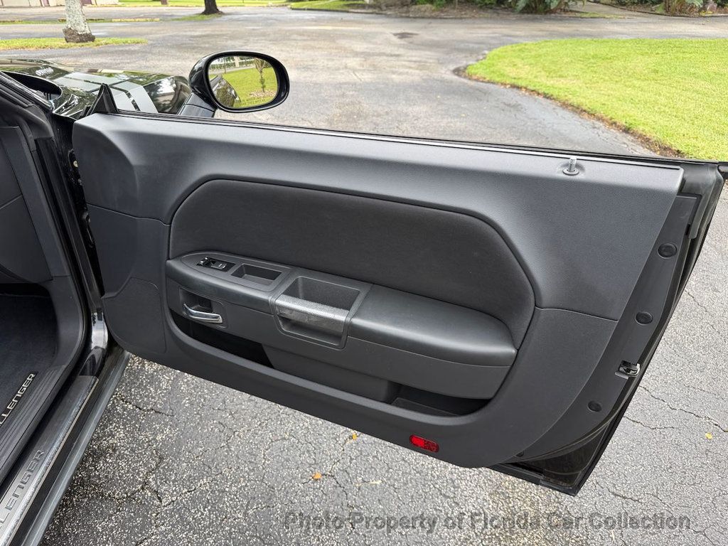 2012 Dodge Challenger R/T Coupe Hemi 5.7L 6-Speed Manual - 23099564 - 51