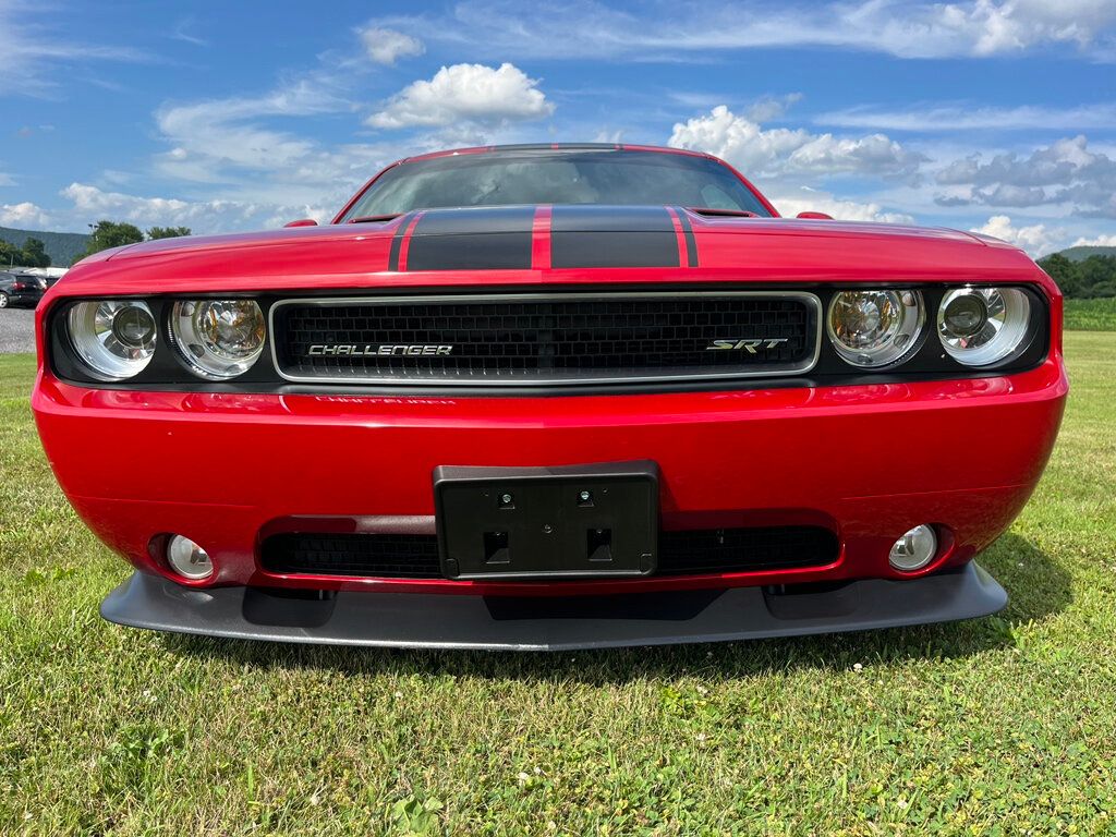 2012 Dodge Challenger SRT-8 Pistol Grip 6-Speed - 22522390 - 4