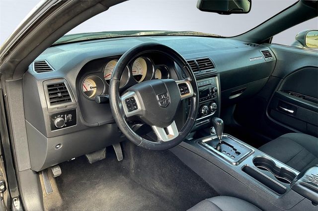 2012 Dodge Challenger SXT - 22848462 - 10