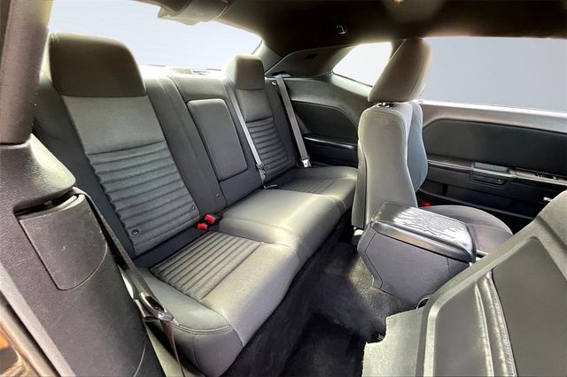 2012 Dodge Challenger SXT - 22848462 - 12