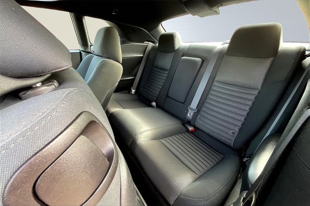 2012 Dodge Challenger SXT - 22848462 - 14