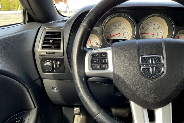 2012 Dodge Challenger SXT - 22848462 - 17