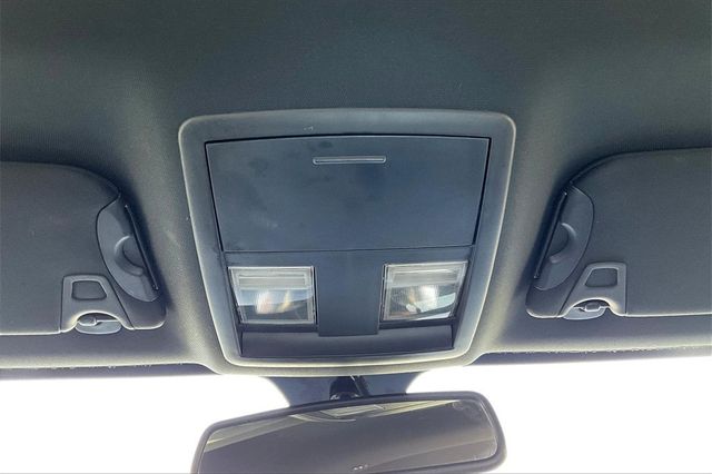 2012 Dodge Challenger SXT - 22848462 - 24