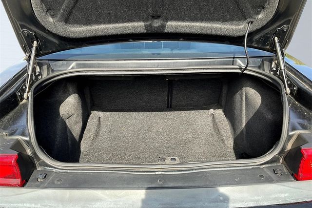 2012 Dodge Challenger SXT - 22848462 - 29