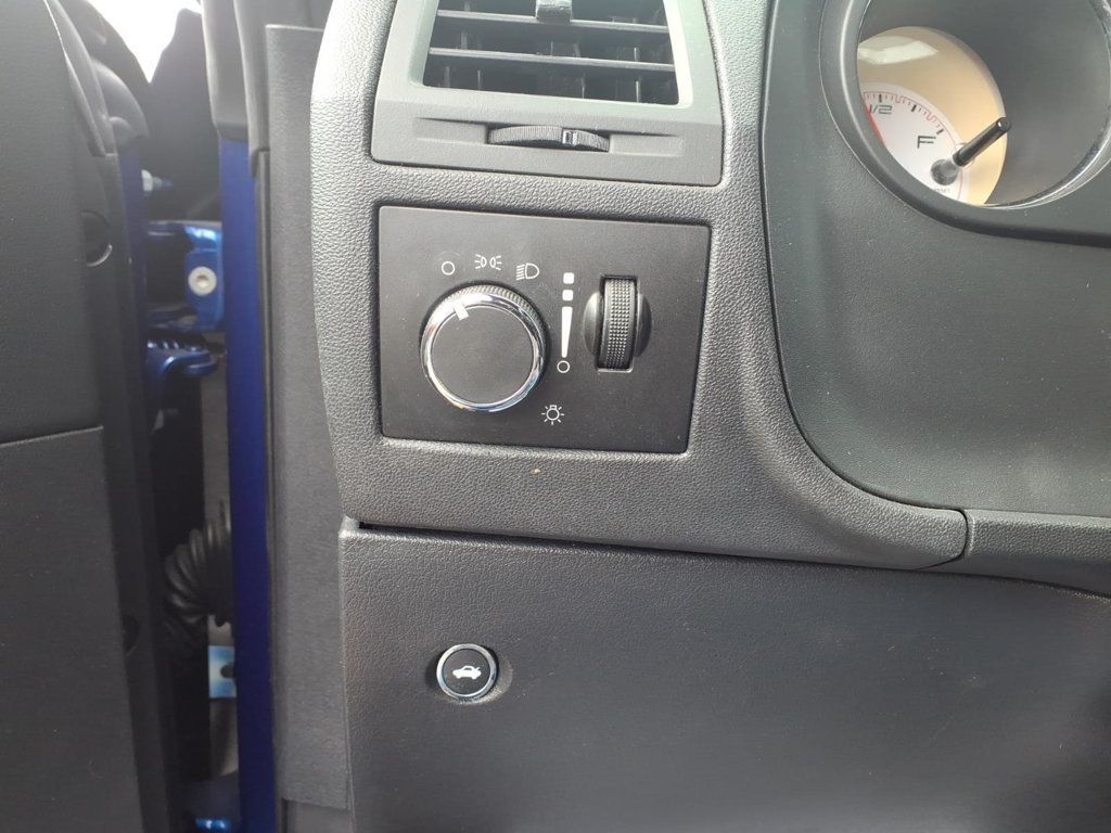 2012 Dodge Challenger SXT Coupe 2D - 22993250 - 12