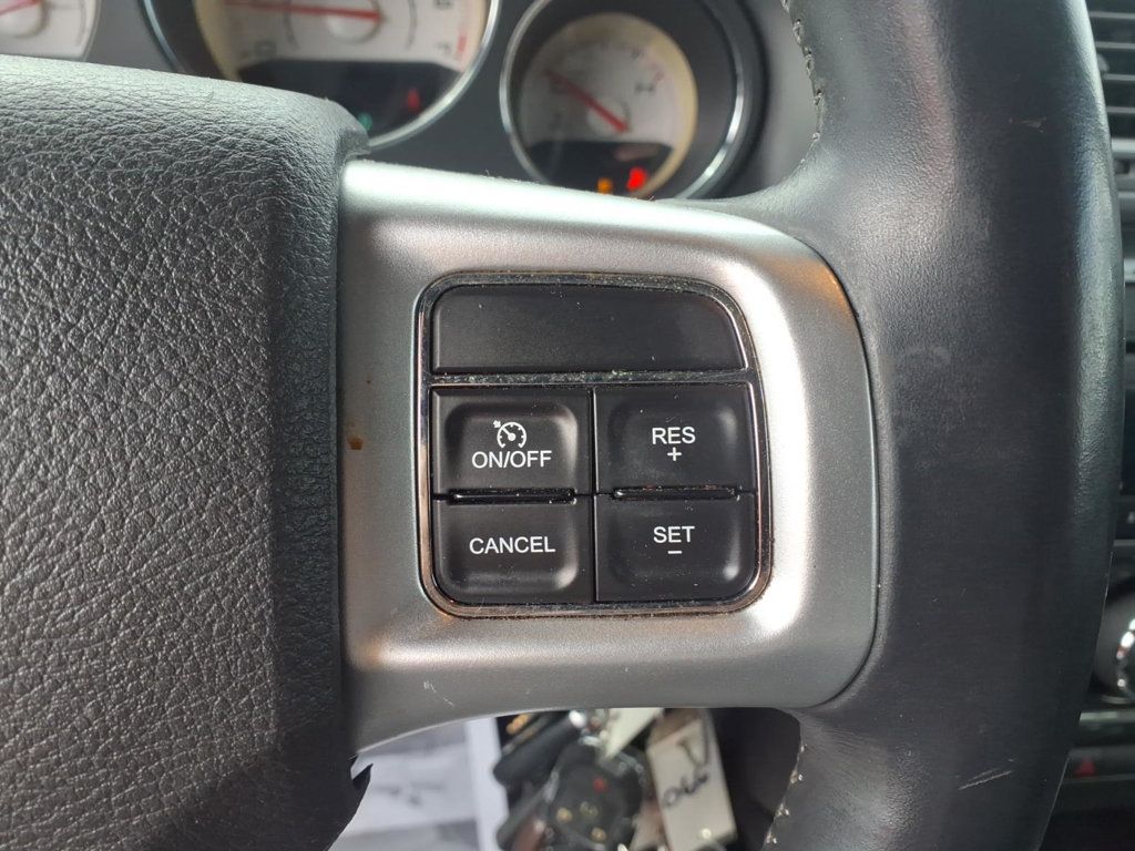 2012 Dodge Challenger SXT Coupe 2D - 22993250 - 8