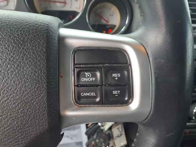 2012 Dodge Challenger SXT Coupe 2D - 22993250 - 8