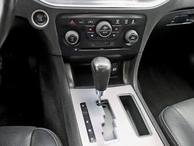 2012 Dodge Charger 4dr Sedan RT Max AWD - 23065897 - 18