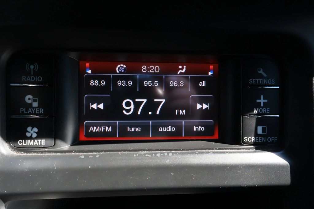 2012 Dodge Charger CLEAN CARFAX REPORT, UPGRADED EXHAUST, V8 ENGINE, TINTED WINDOWS - 22906715 - 18