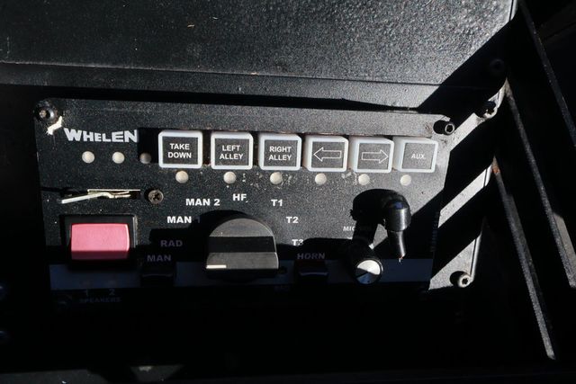 2012 Dodge Charger CLEAN CARFAX REPORT, UPGRADED EXHAUST, V8 ENGINE, TINTED WINDOWS - 22906715 - 21