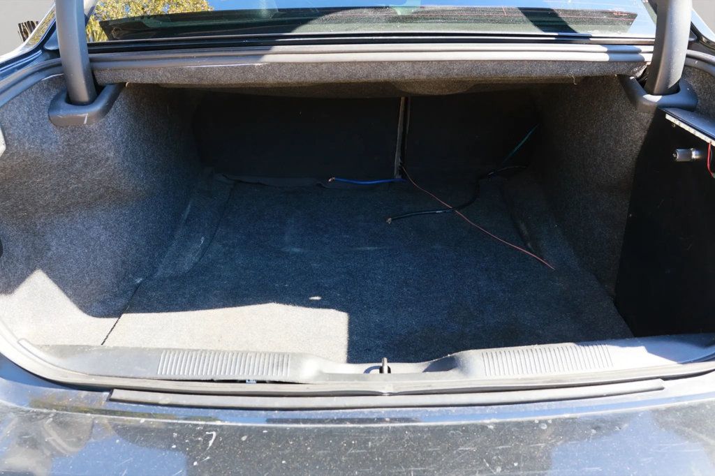 2012 Dodge Charger CLEAN CARFAX REPORT, UPGRADED EXHAUST, V8 ENGINE, TINTED WINDOWS - 22906715 - 31