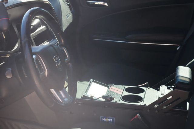 2012 Dodge Charger CLEAN CARFAX REPORT, UPGRADED EXHAUST, V8 ENGINE, TINTED WINDOWS - 22906715 - 8