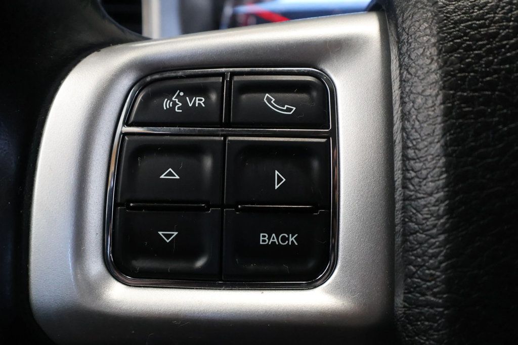 2012 Dodge Charger R/T Sedan 4D - 22902534 - 19