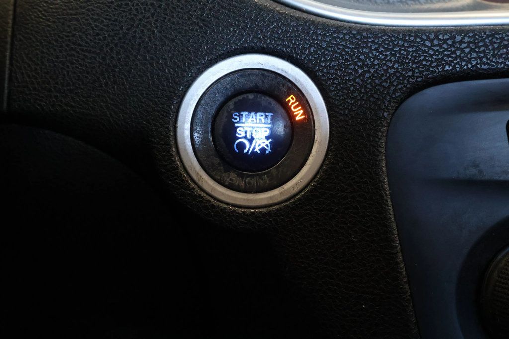 2012 Dodge Charger R/T Sedan 4D - 22902534 - 25