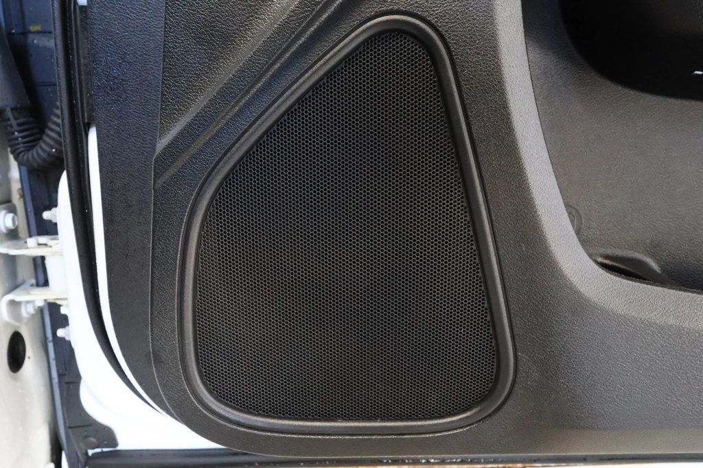 2012 Dodge Charger R/T Sedan 4D - 22902534 - 36