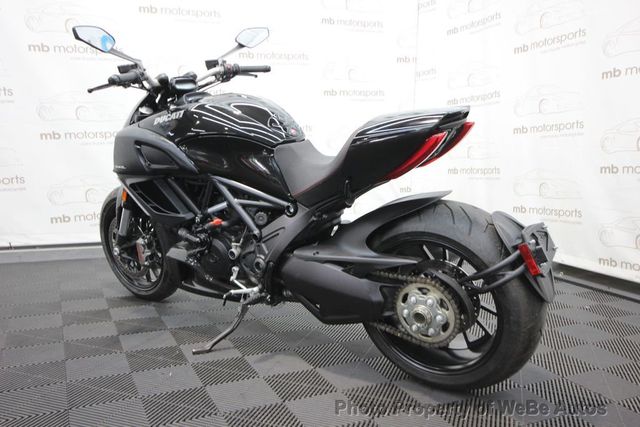 2012 DUCATI DIAVEL Sport Touring - 23033497 - 2