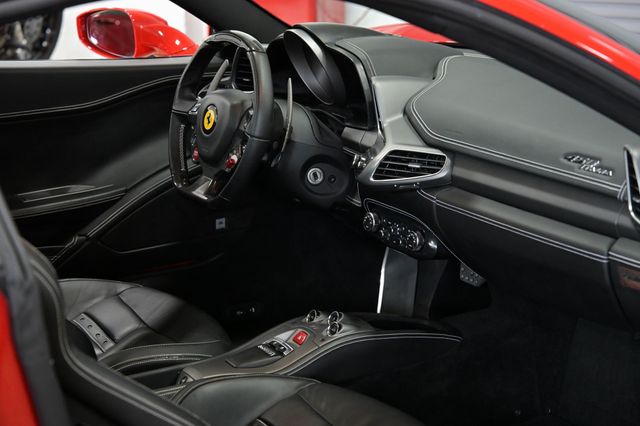 2012 Ferrari 458 Italia 2dr Coupe - 23022954 - 35