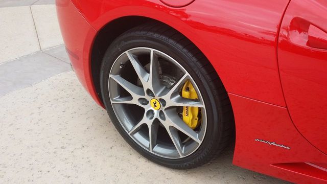 2012 Ferrari California 2dr Convertible - 15446477 - 53