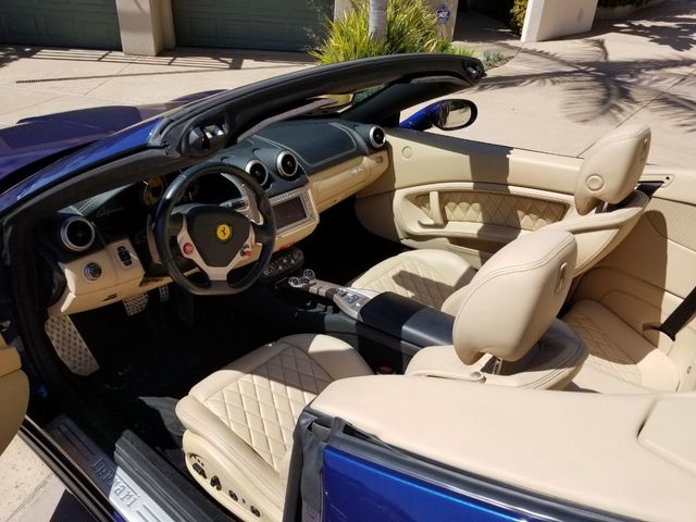 2012 Ferrari California 2dr Convertible - 20007536 - 10