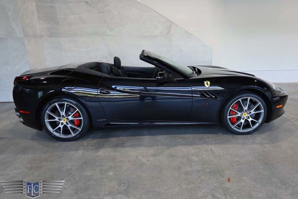 2012 Ferrari California 2dr Convertible - 22890913 - 10