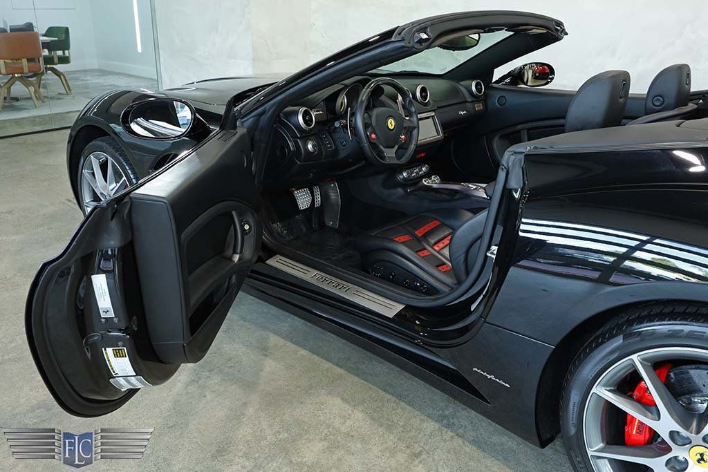 2012 Ferrari California 2dr Convertible - 22890913 - 11