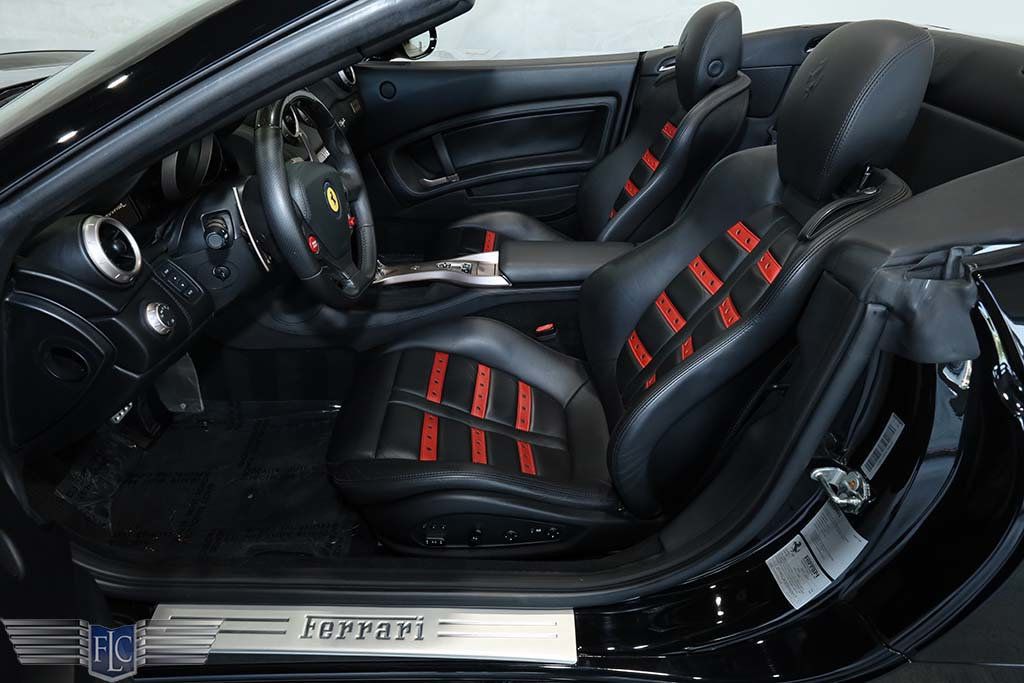 2012 Ferrari California 2dr Convertible - 22890913 - 12
