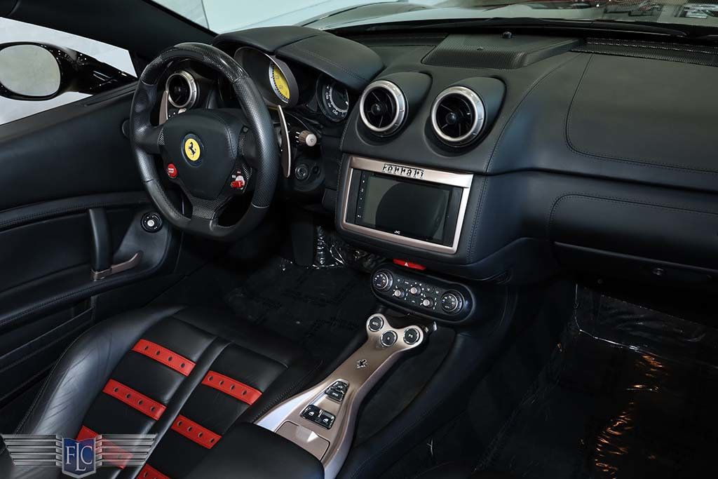 2012 Ferrari California 2dr Convertible - 22890913 - 16