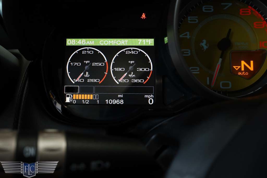 2012 Ferrari California 2dr Convertible - 22890913 - 27