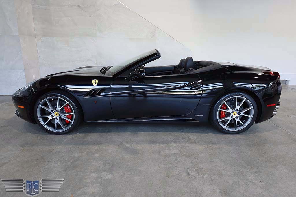 2012 Ferrari California 2dr Convertible - 22890913 - 35